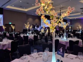 blossom centrepieces hull4heroes