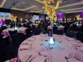 blossom centrepieces hull4heroes