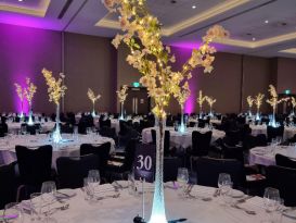 blossom centrepieces hull4heroes