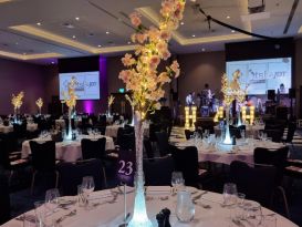 blossom centrepieces hull4heroes