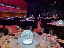 centrepieces cliffs pavilion