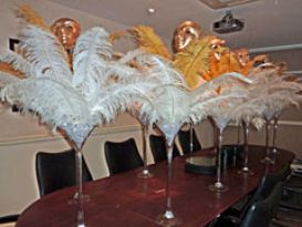 feathers-martini-glasses