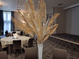 gold fern centrepiece