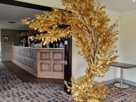 gold leaf arch