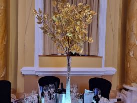 gold leaf centrepiece