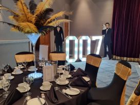 james bond feather centrepieces