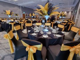 james bond feather centrepieces