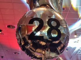 table number balloons