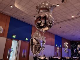 table number balloons