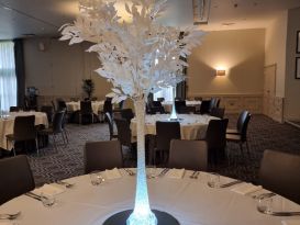 white tree centrepieces